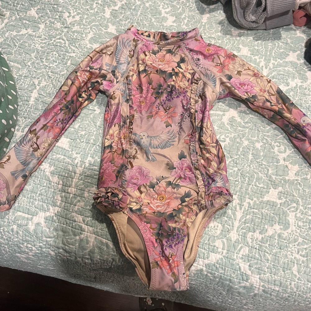 Girls swimsuit